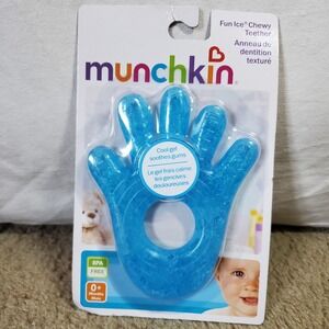 Munchkin Fun Ice Hand Gel Teether Toy Blue NEW in Packaging
